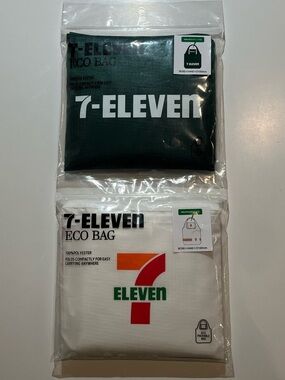 NWT Set of 2: 7-Eleven Reusable Foldable Tote Bags from Japan White & Dark Green